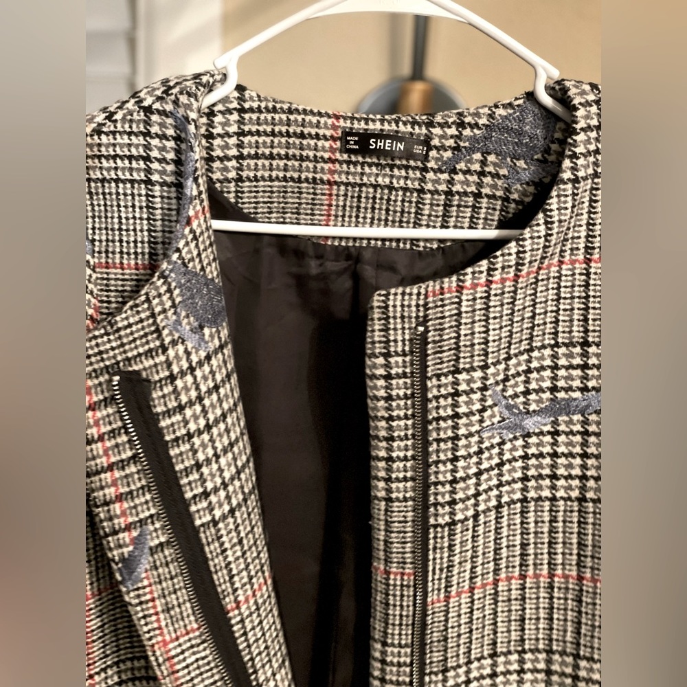 NEW Bird Embroidered Coat - Picture 14 of 16